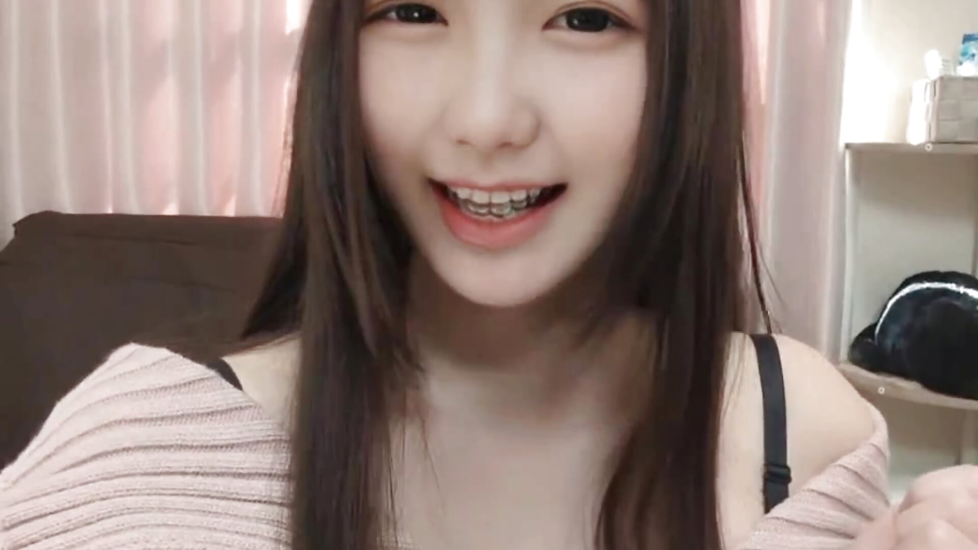 自己紹介です💛 - video by mai-chan_ cam model