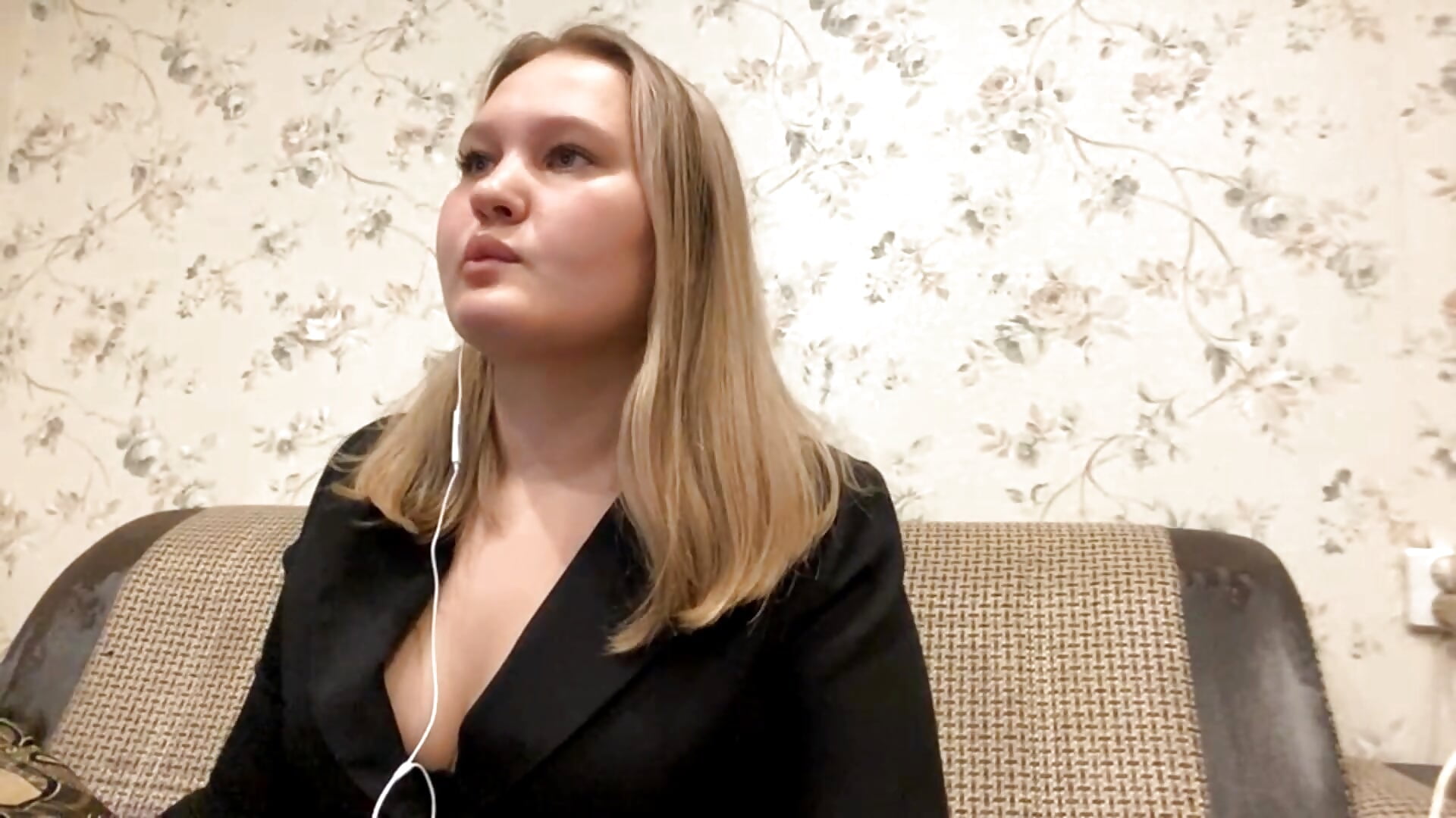 20251007182426 - video by Ohendraper cam model