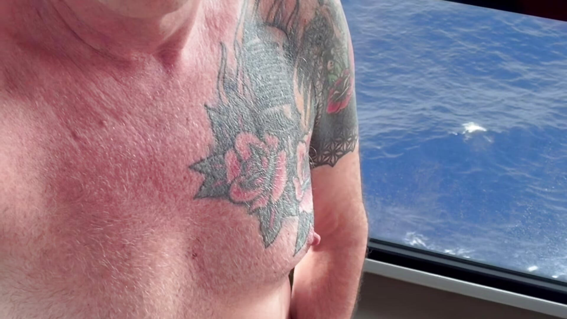 IMG_2555 – видео вебкам-модели Crazy_Mike1