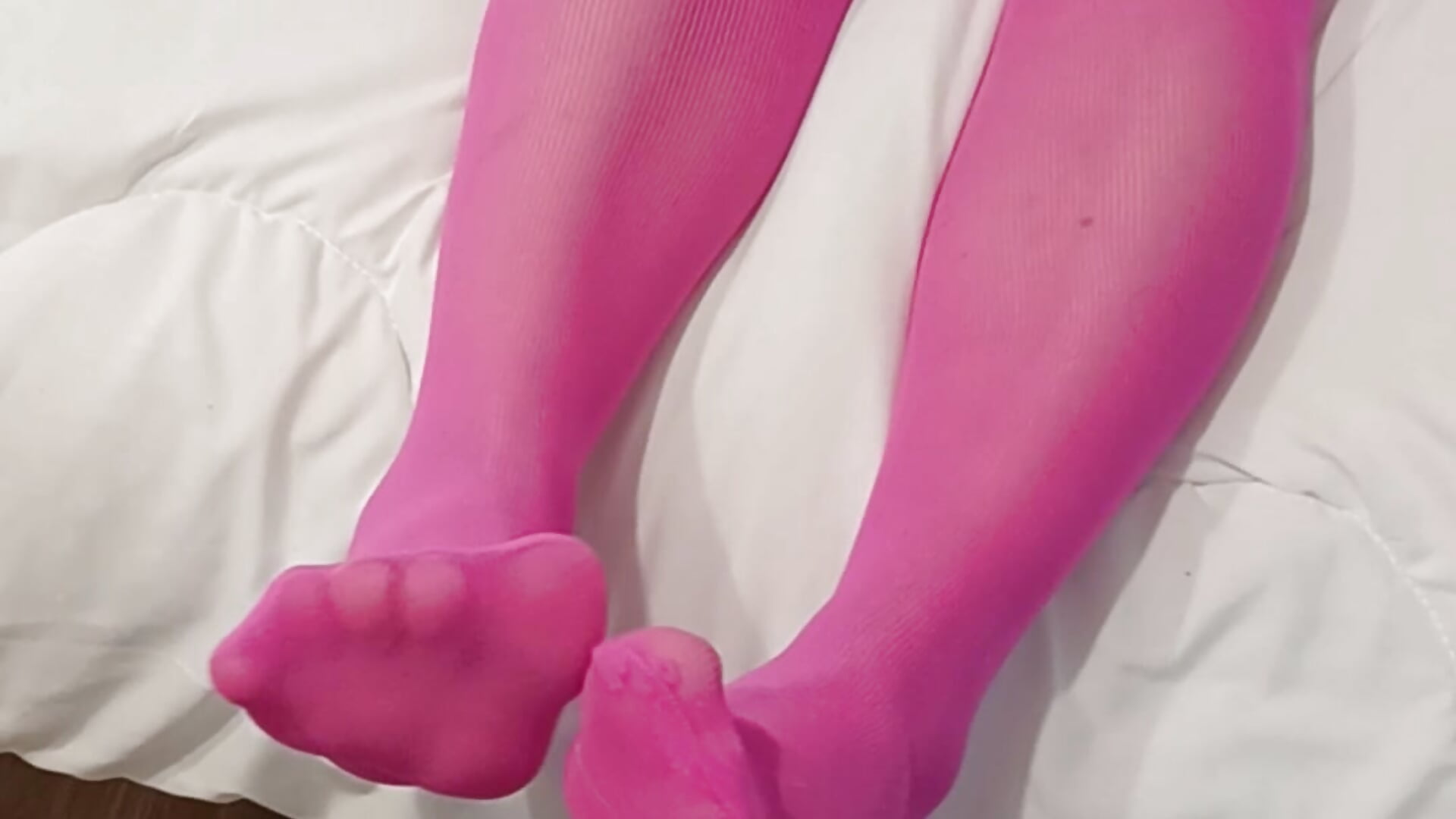 20241125_230429 - video của người mẫu cam GeilesLuder36