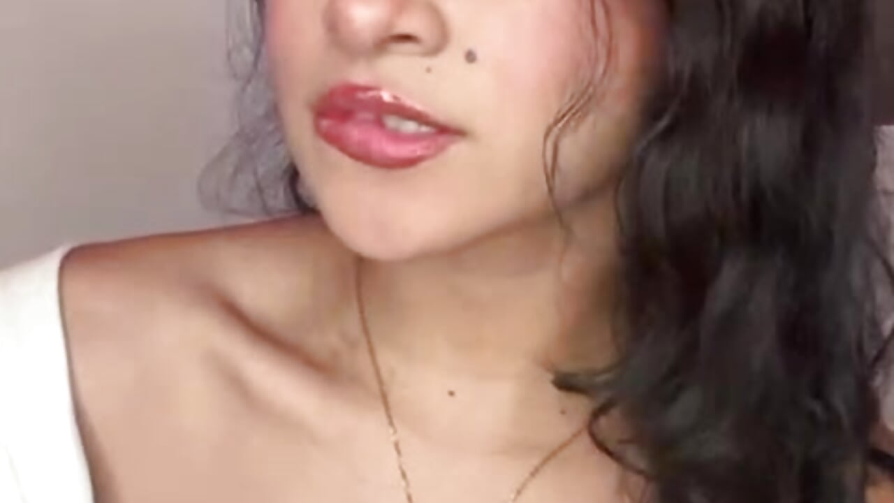 Sexy🫦💅 - video by Ariasex_ cam model