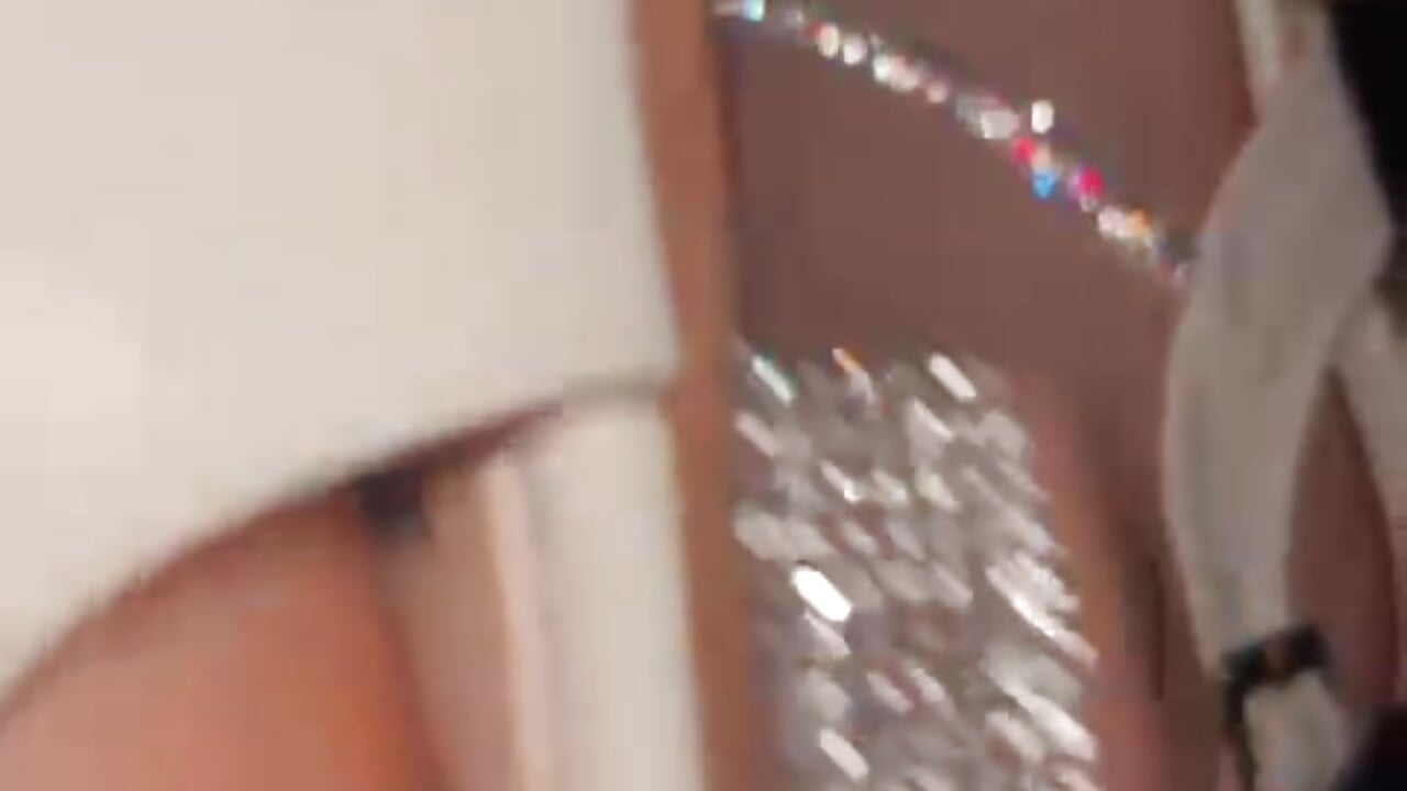 i like much my feet - video by Ashleyroys_111 cam model