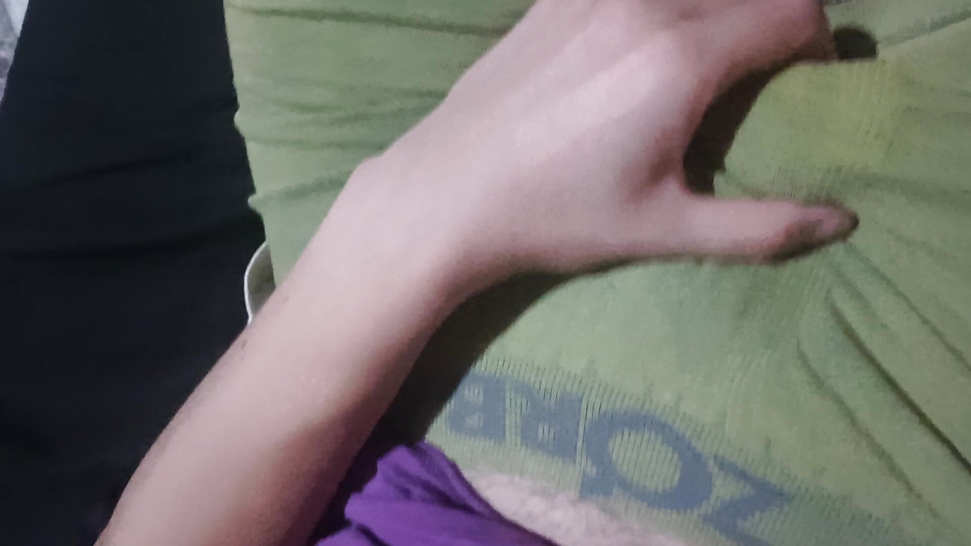 VID_20251008_042448896 - vidéo du modèle de showcams Enzoc24