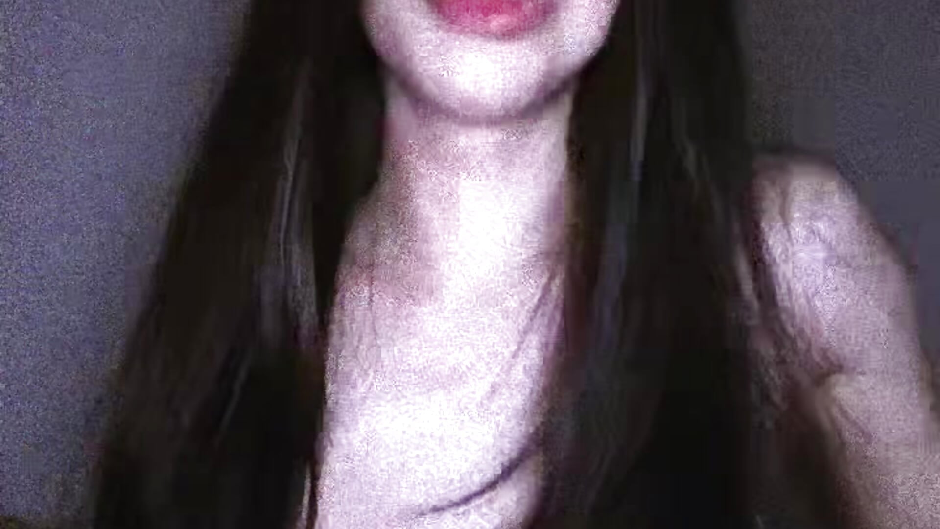 4115a83ede464373b38d99f4bd2019eb – video modela na kameri CallMeLerren