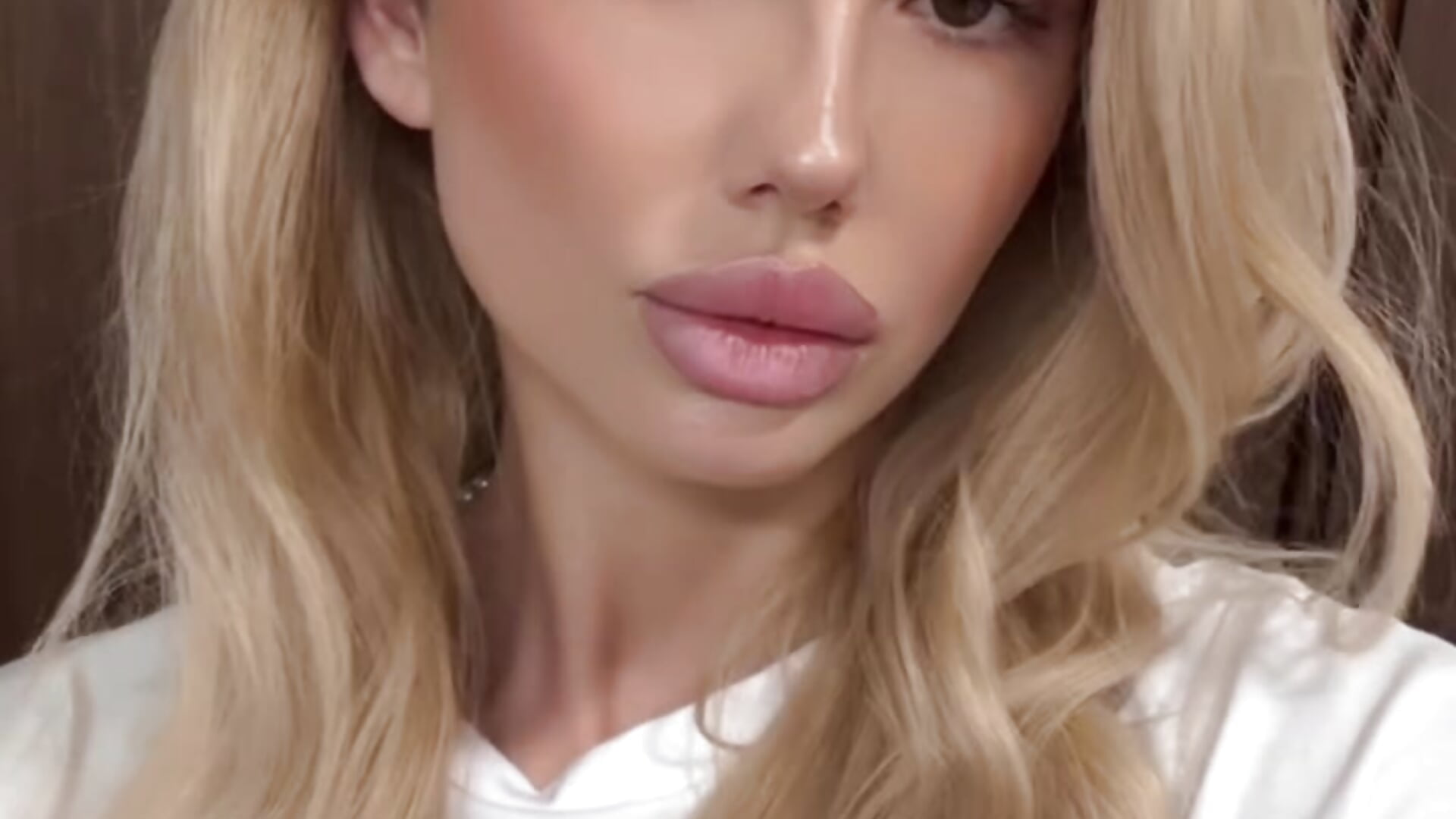 beauty face - video by angelofanny cam model