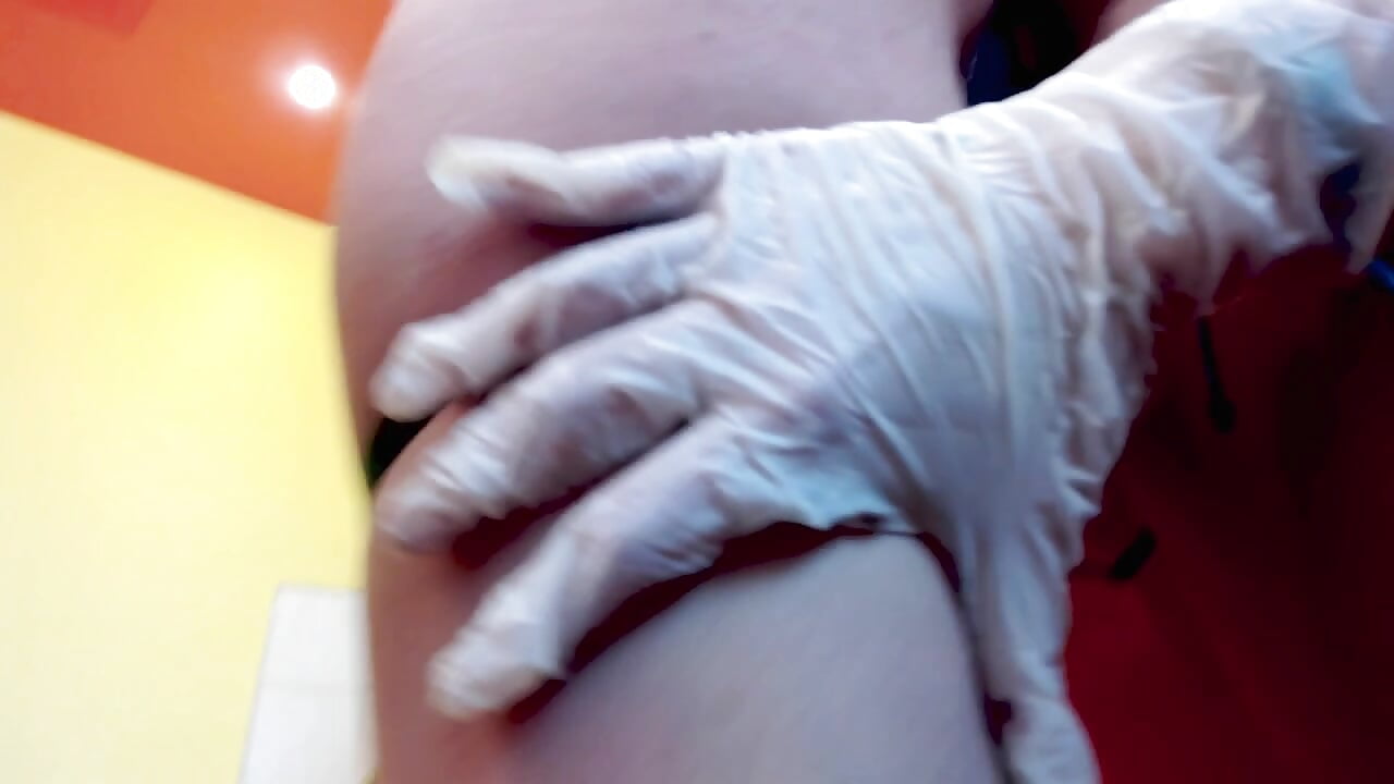 Sexy legs - video by Victoria_Panther cam model