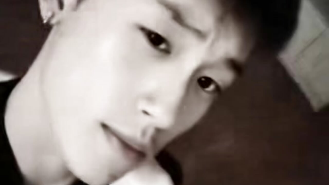 蛋糕的精神世界 - video by KK-cuteboy cam model