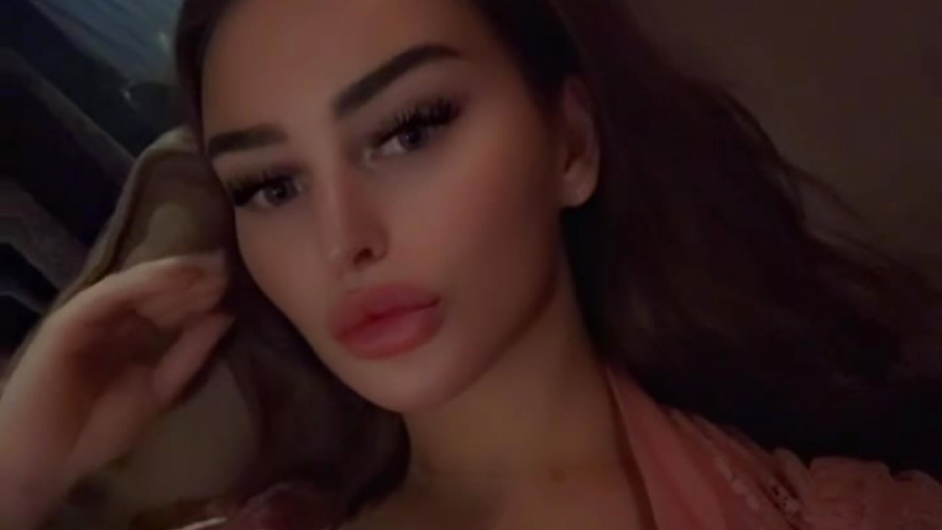 😘 - video by spicycharxx cam model