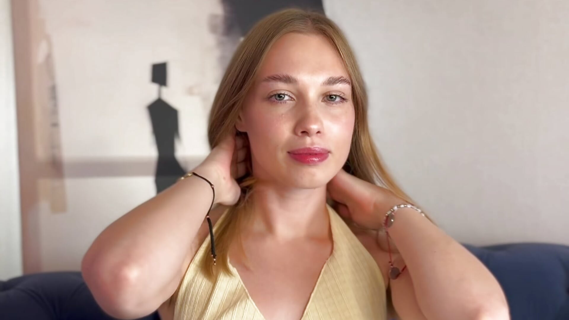 Little teasing - video by ElizaPurrr cam model