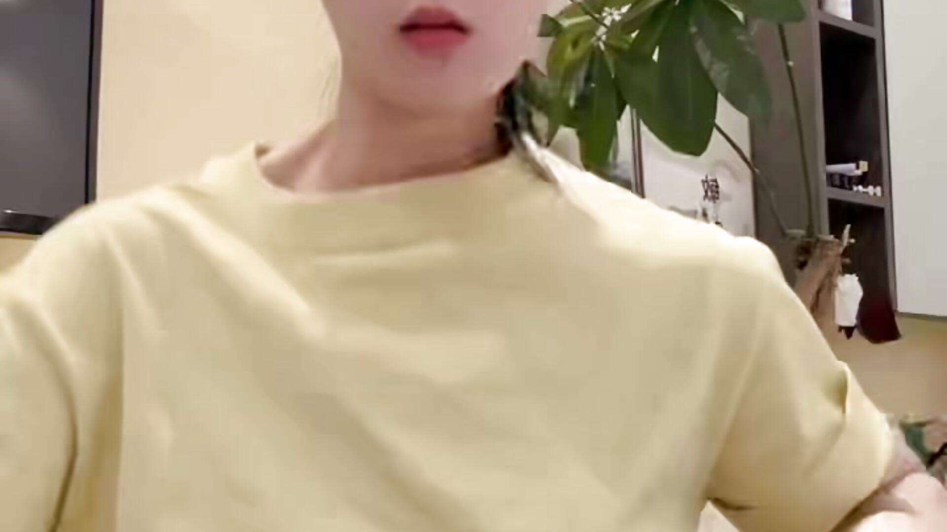 WeChat_20251103114732 - video by YUEYUEBB-2025 cam model