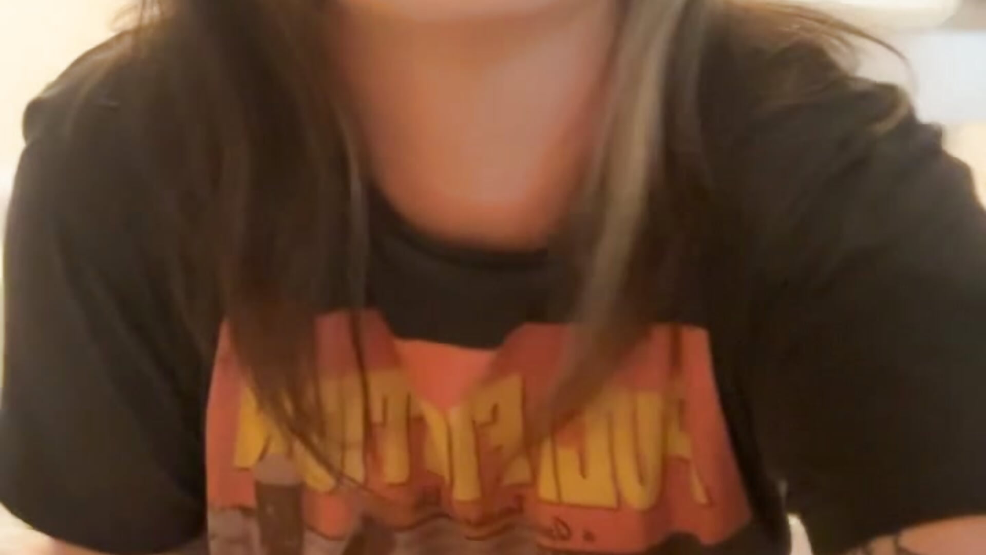 Let me lick it then suck it - video by oceanGal25 cam model