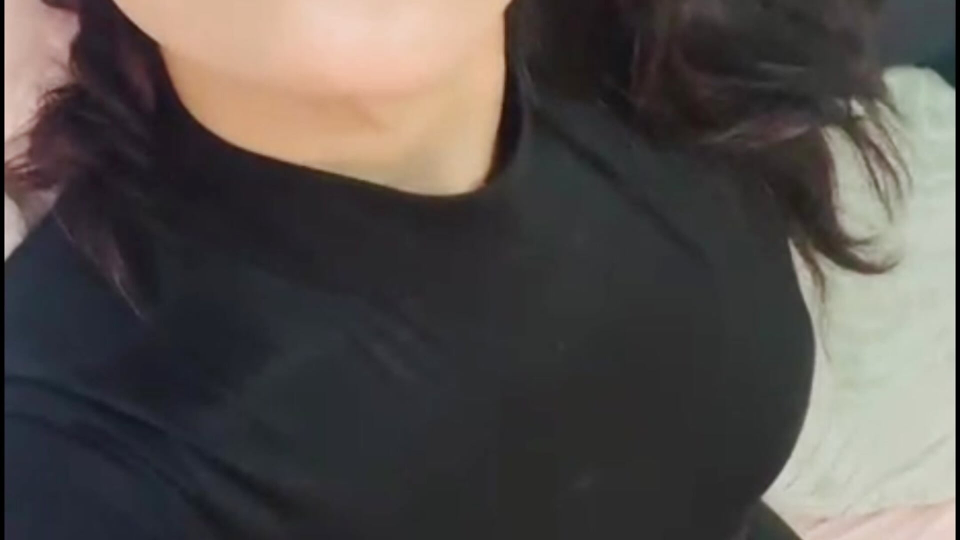 Kass - video oleh model kamera KassMonroe