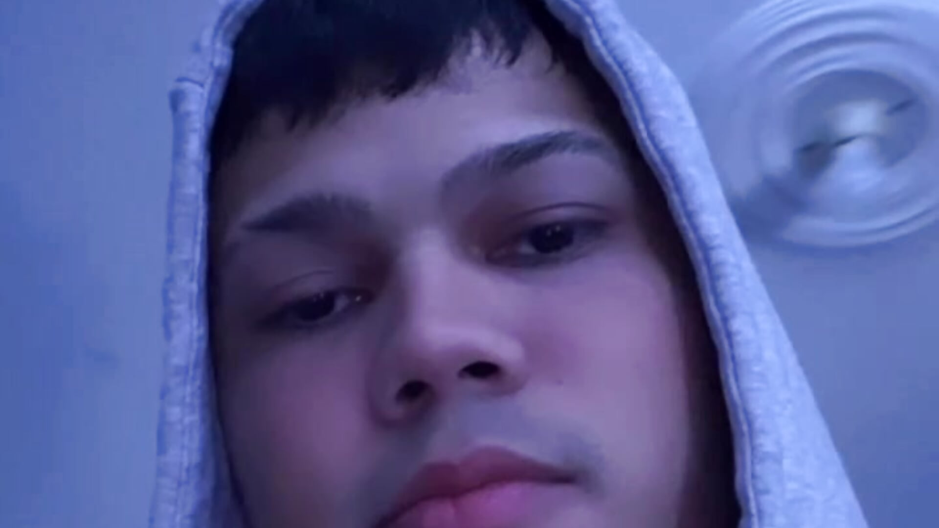 5aa77b40f62c43c9a5ab68f4e2da2e9b – video af Boyhot_00 cam-model