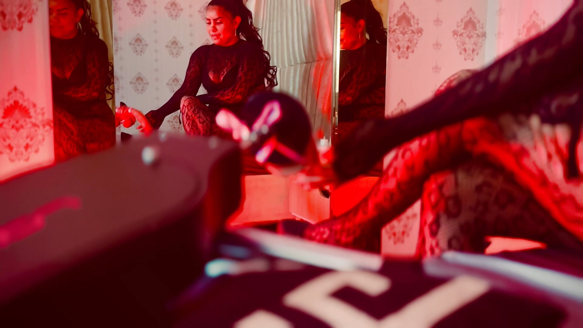 LOVENSE FUCK MACHINE (MAMASITA) - video by Barbbara_sweett cam model