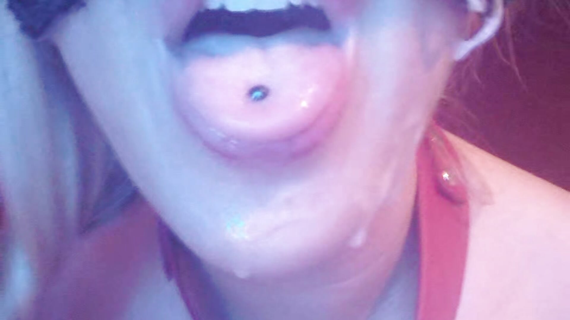 Sperme sur mon visage dun mr - Video von Libertine6259 Cam-Model