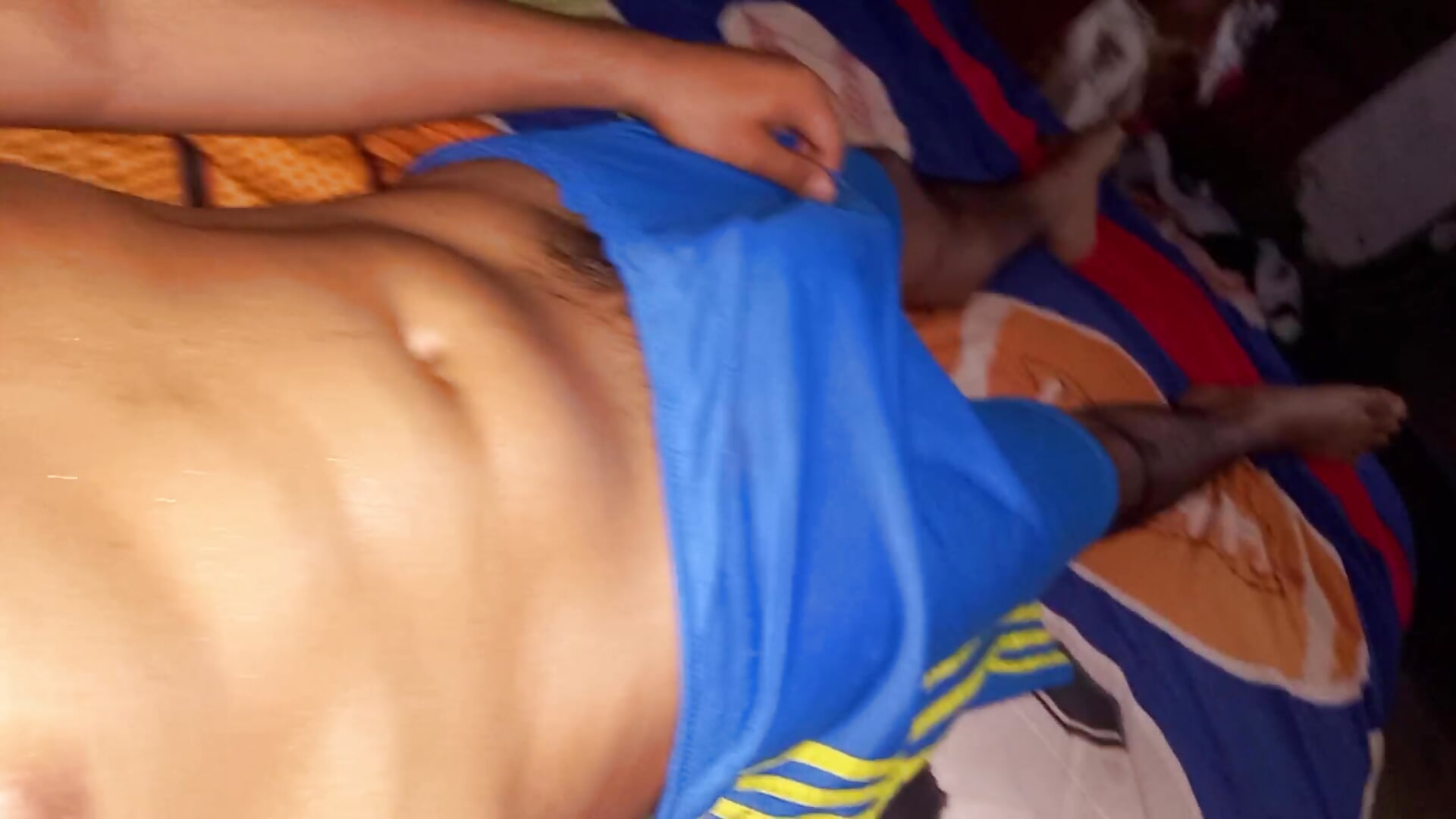 Salio videito rico después de mi partido de fut rico contenido disparos de leche $$ - video by Macho_obreroylechero cam model