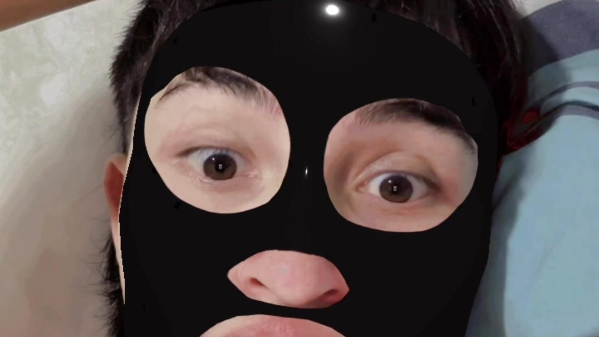 Mask - Vídeo de Pablokenned, modelo de vídeos