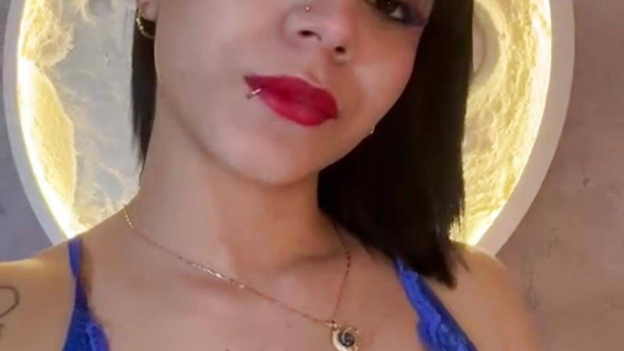 WhatsApp Video 2025-10-14 at 12,16,35 AM (1) - video by shanell-hott cam model