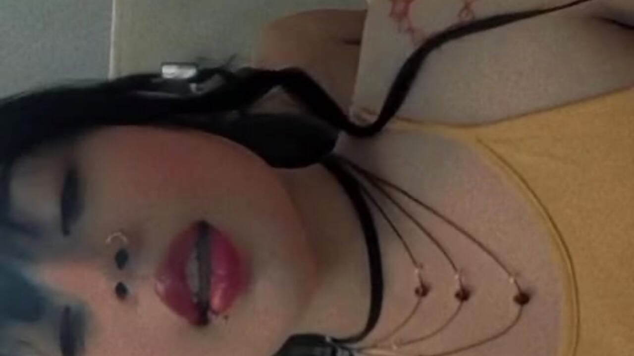 Let's enjoy a pleasant moment ♥ - video của người mẫu cam baby_naomy