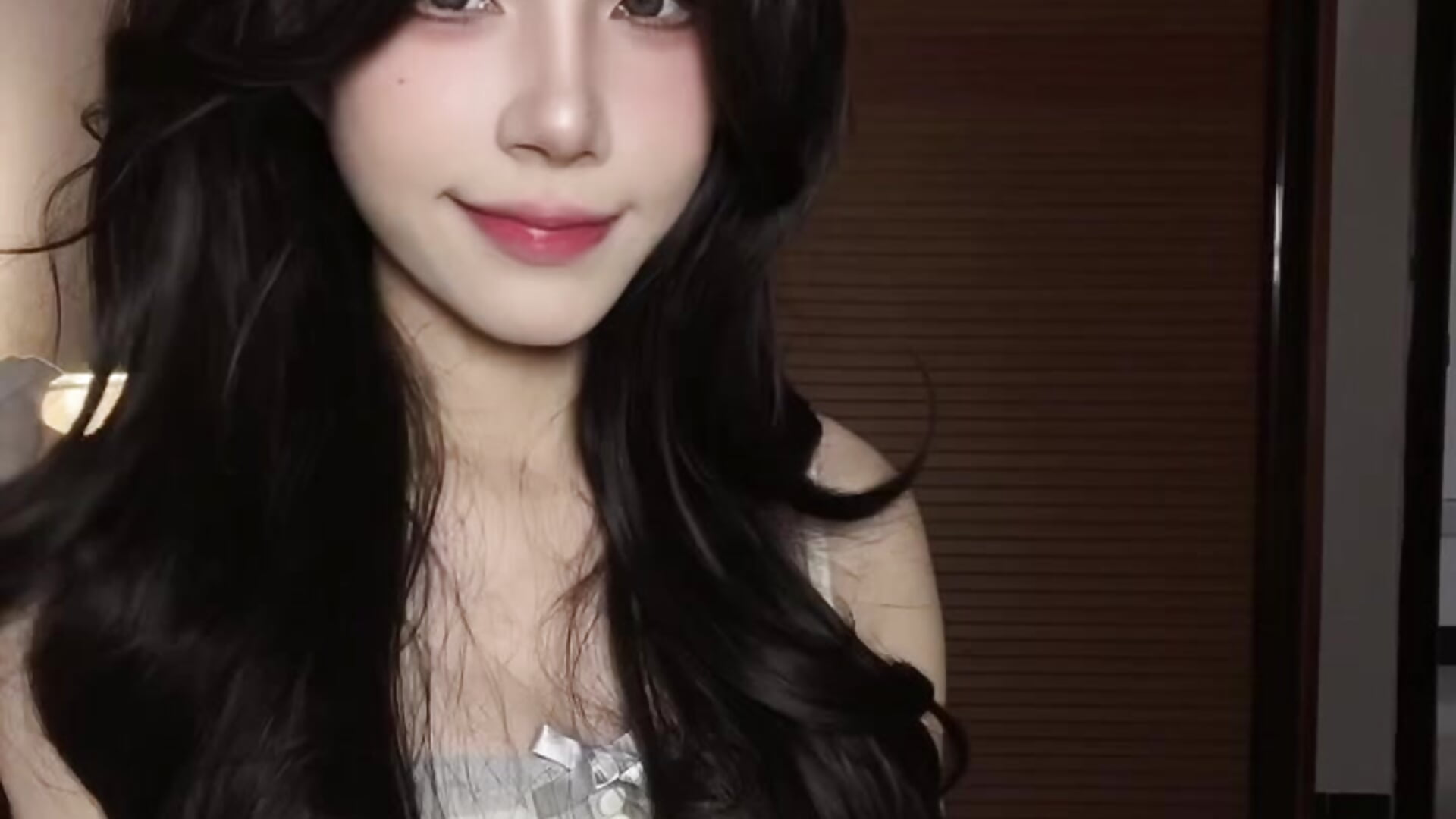 DC5F229B474239C62E834C2749A8DEB0 - video by Mmo66 cam model