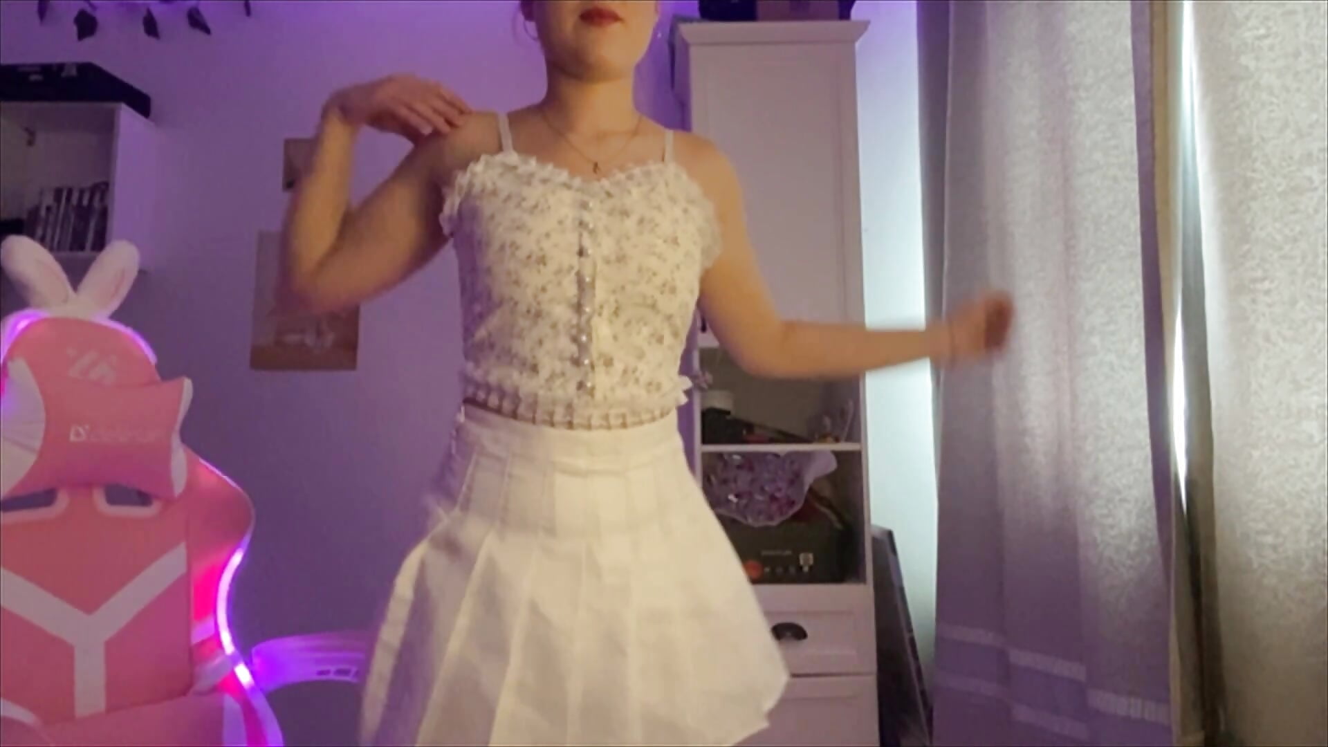 heyy its me! - video by PettyKyper cam model