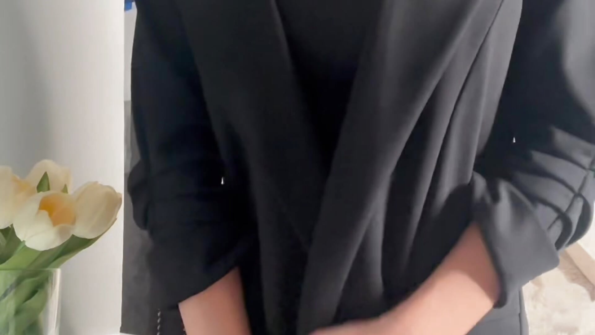 Hot MILF titties drop😈🍒💋 - Vídeo de MrsCharlottFox, modelo de vídeos