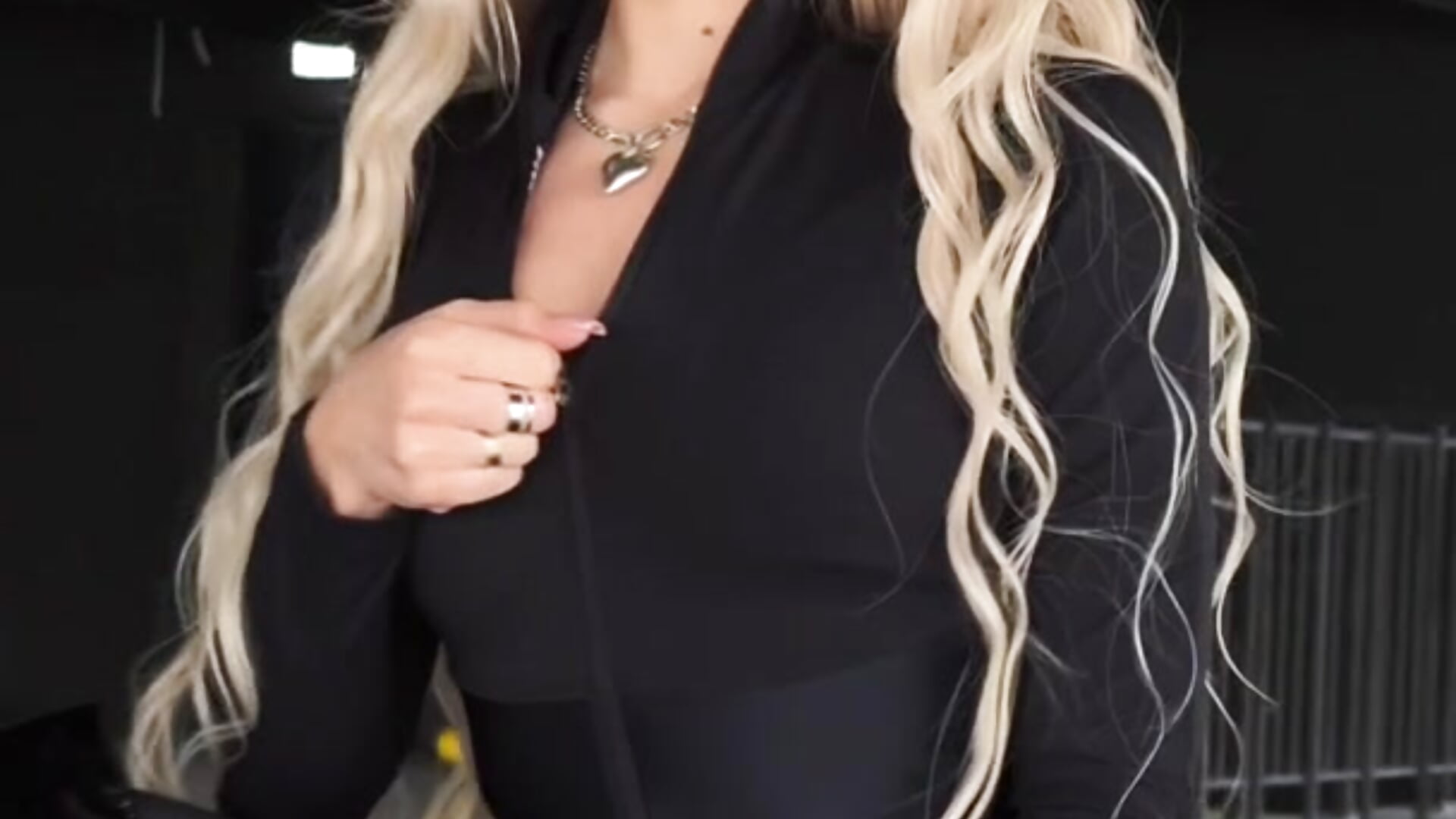 me – видео вебкам-модели sweety__ella