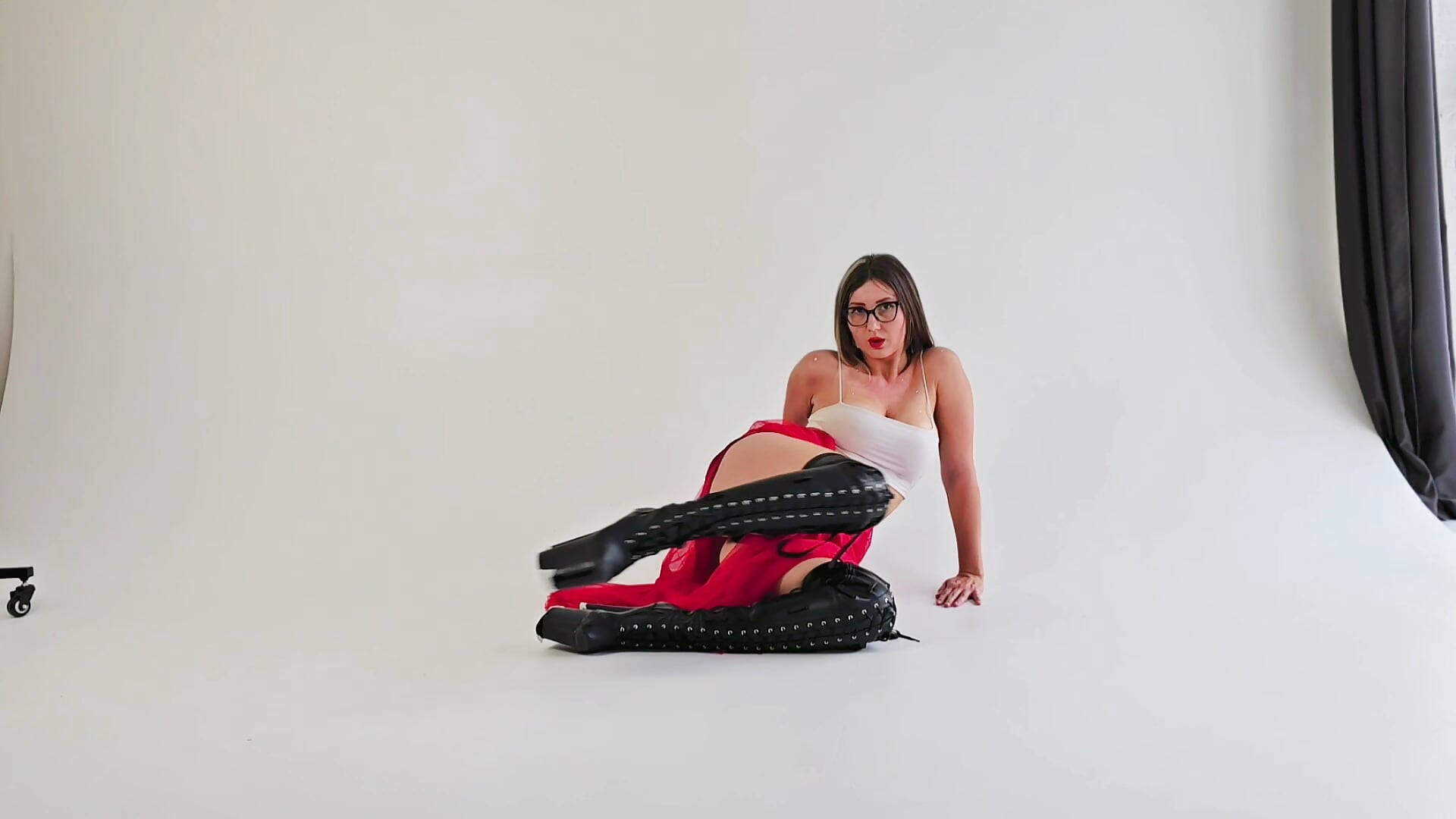 sexy - video by NikkiKiss__ cam model