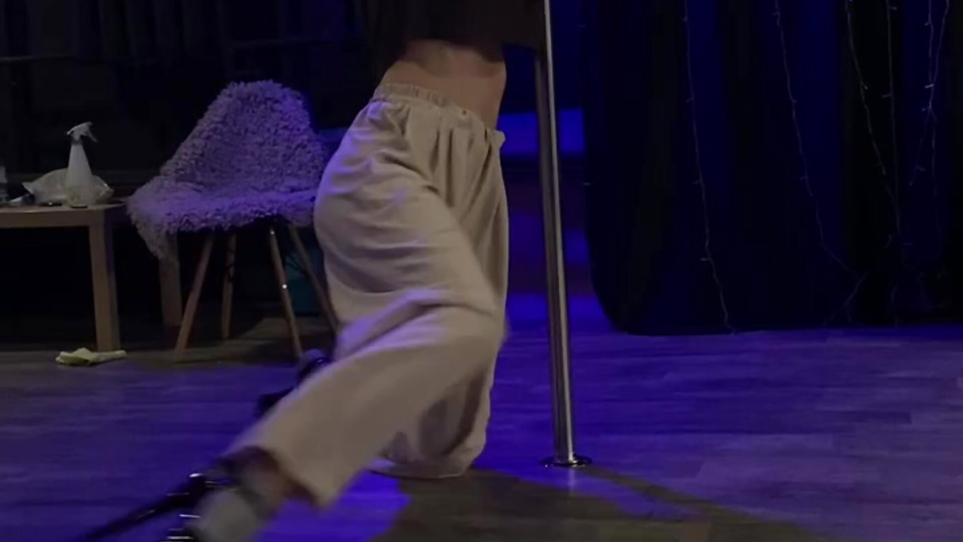 sexy dance - video by NikkiKiss__ cam model