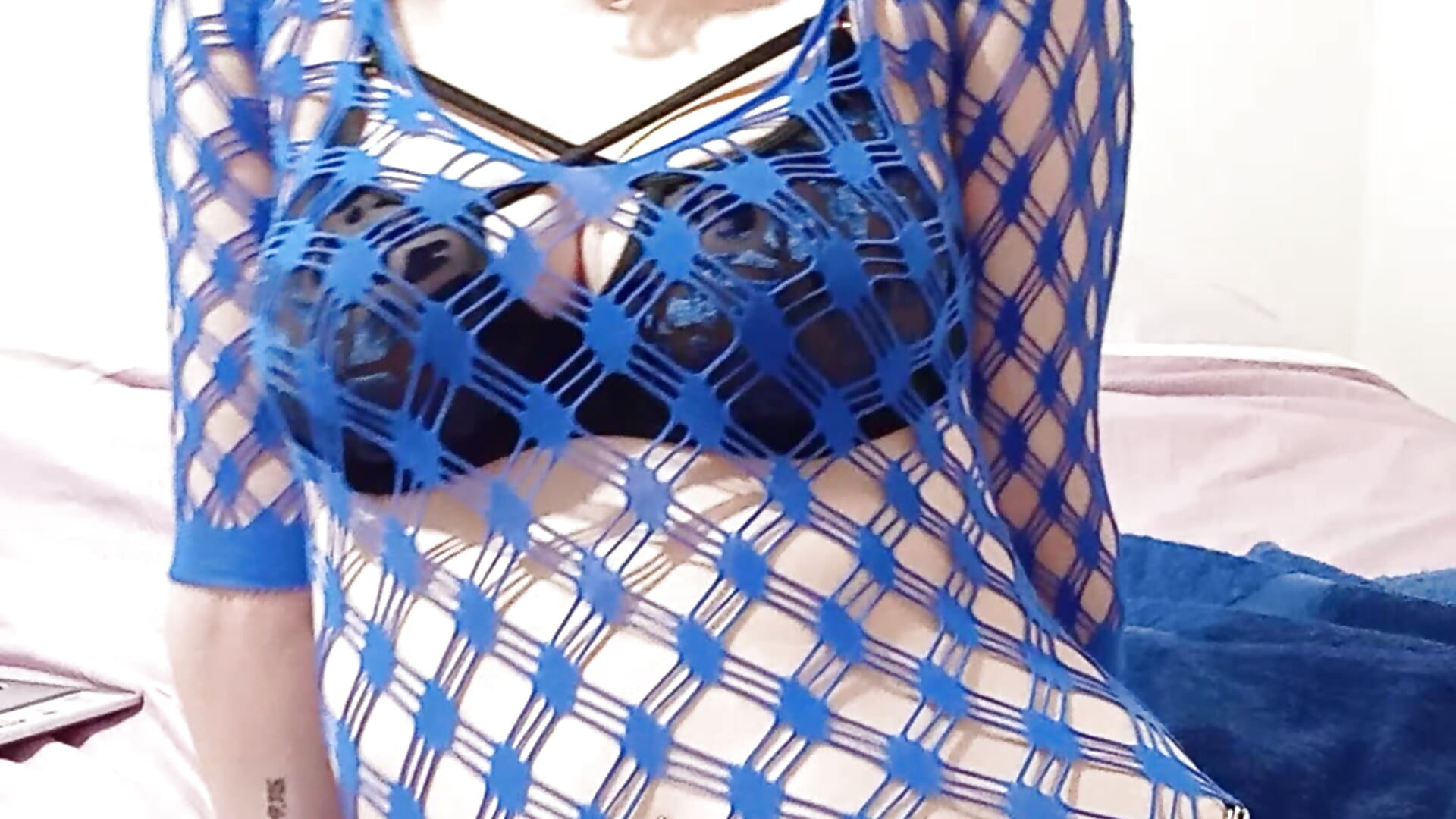 je me caresse - labellerose主播的视频