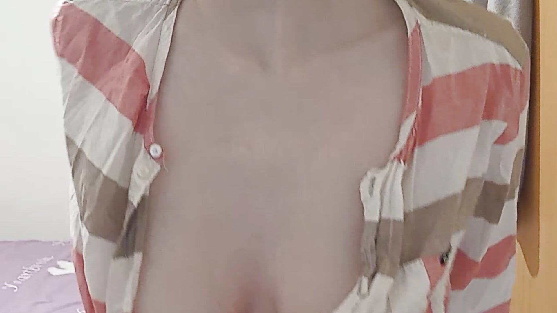 la petite coquine qui ce masturbe - video van labellerose cam-model