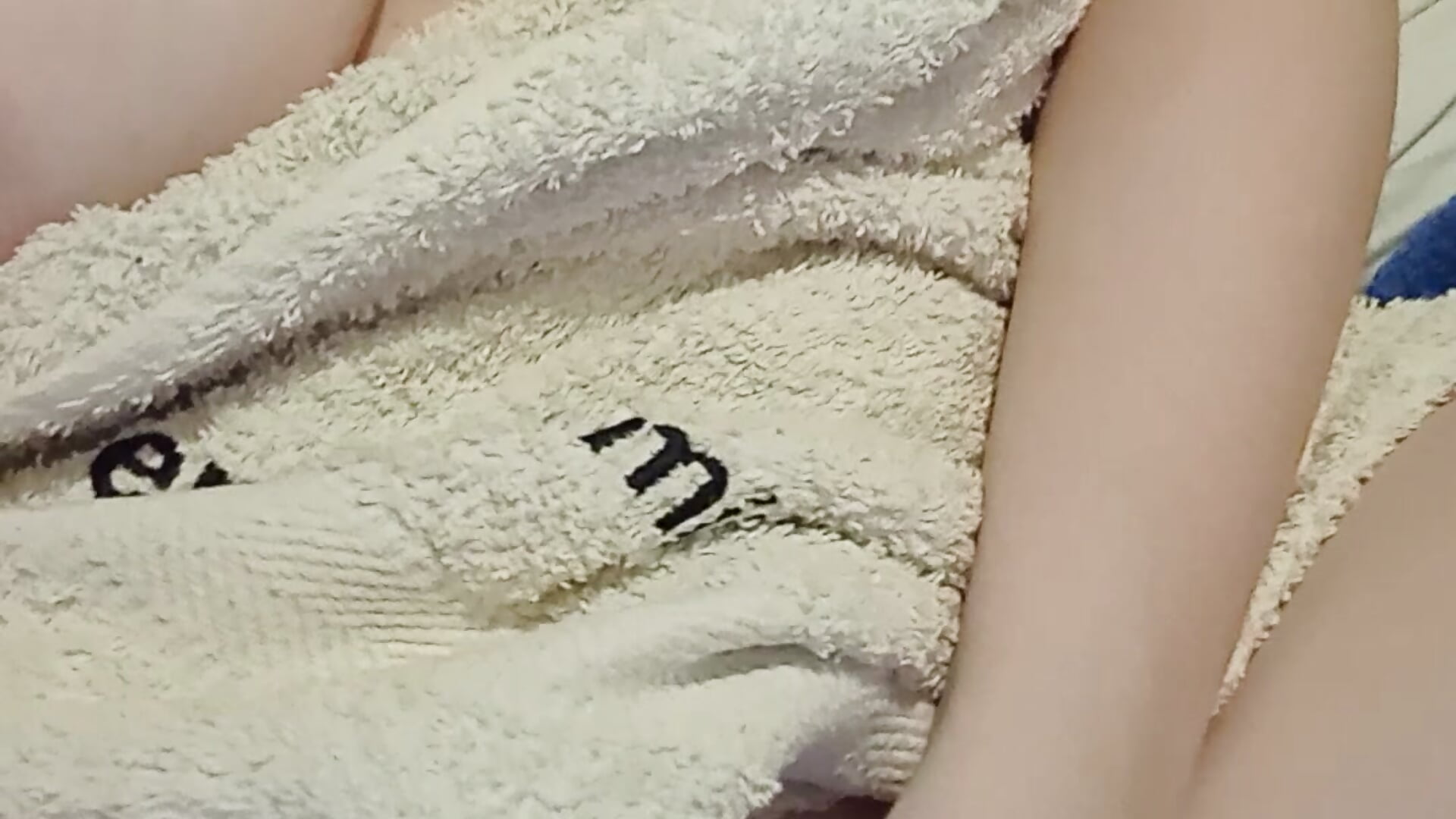 1000127517 – video af labellerose cam-model