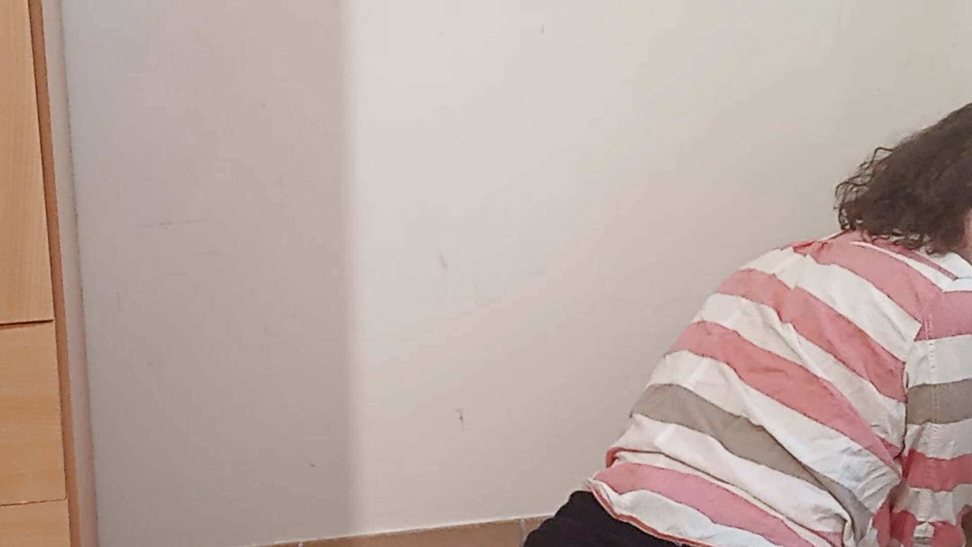 je me masturbe avec mon gode - video van labellerose cam-model