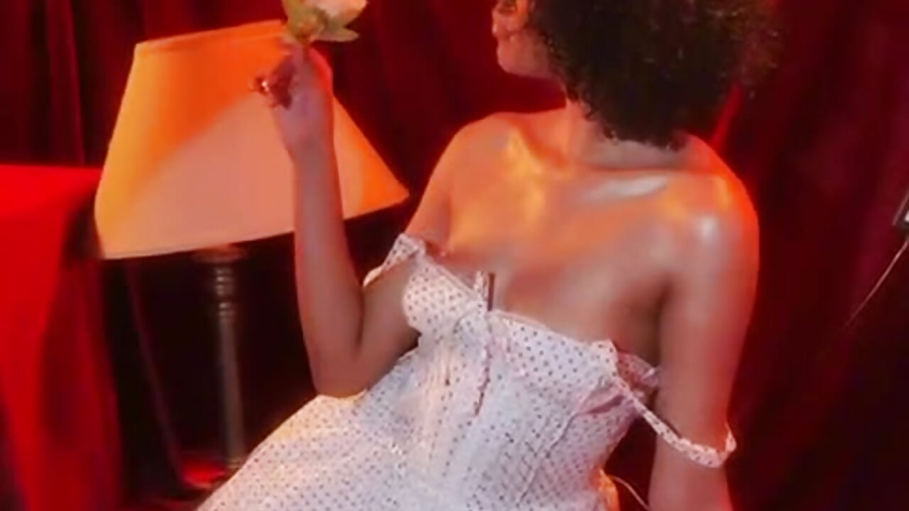 Valentine’s Day feels hotter when you’re here looking at me 🔥 - Lila-Rose adlı kamera modelinin videosu