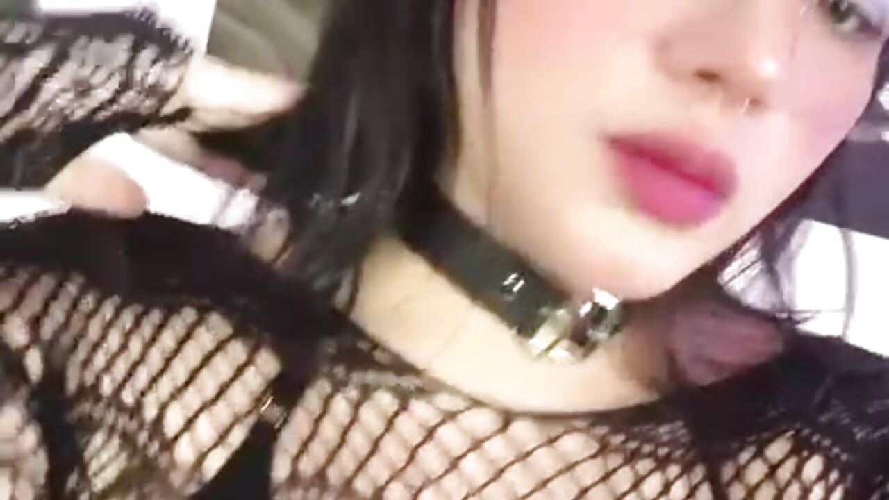 🥵 – video modela na kameri Nia_Blum