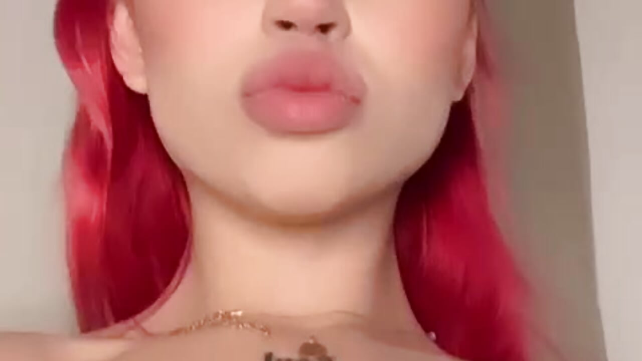 . - video by NameaRohouse cam model