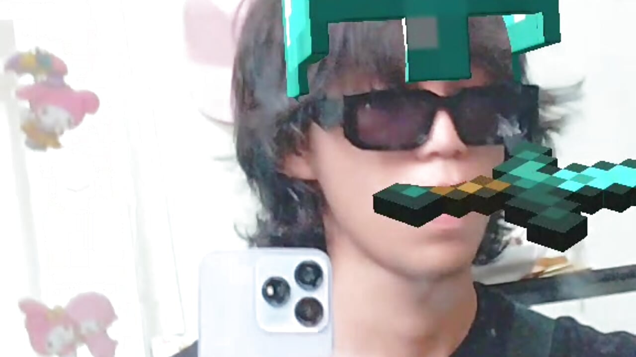 2161d5c7f417310f7205b1eabd0f4188 - video by Omiko_ cam model