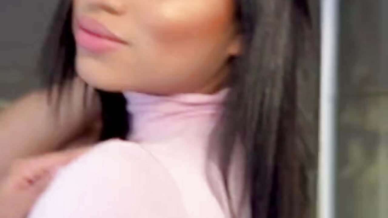 v14044g50000d3rtdm7og65qqq1nrhh0 - video by AmmyCaramel cam model