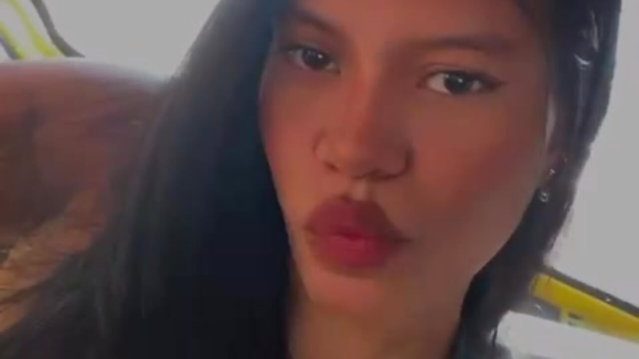 Video de WhatsApp 2025-11-27 a las 13,21,25_3d6dda9f - video by rositaaaa12 cam model