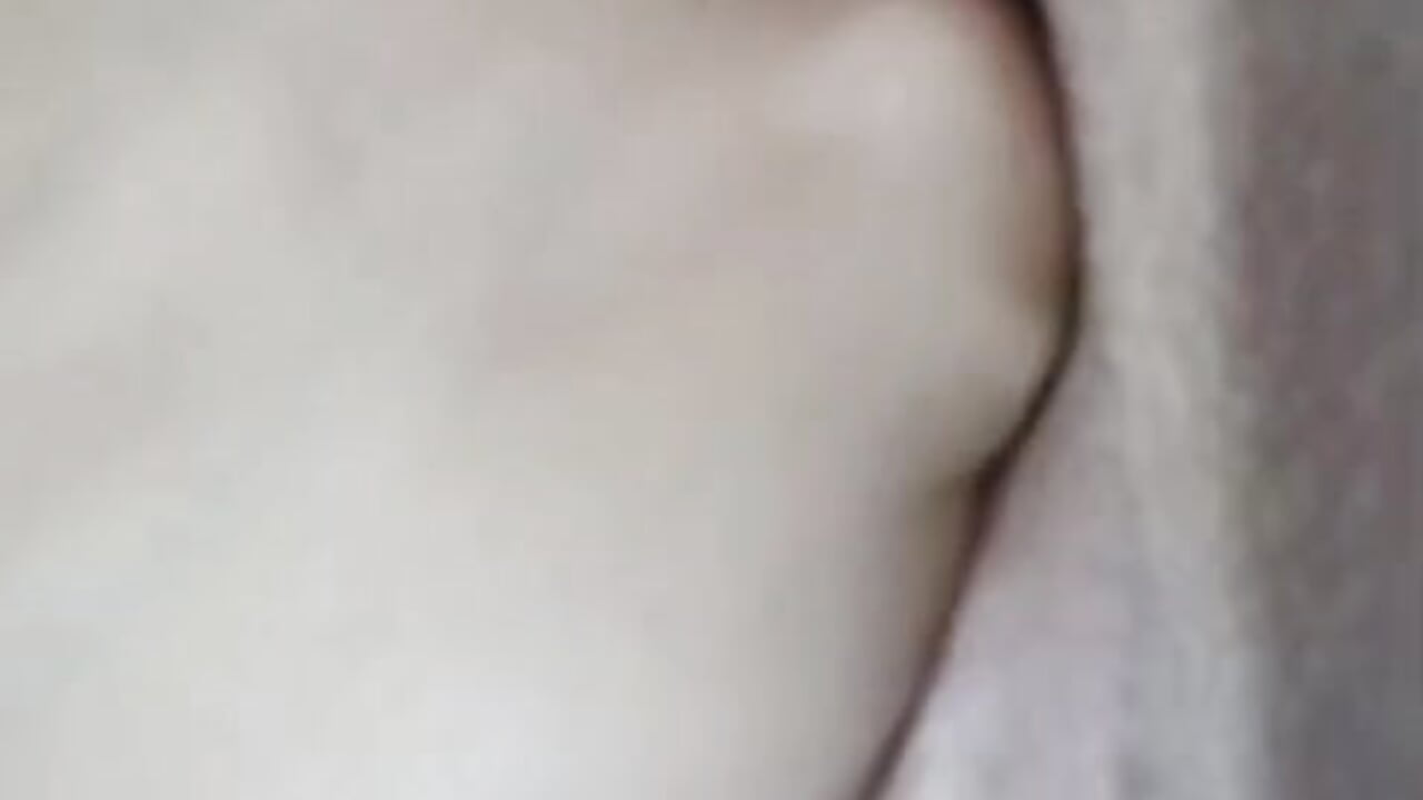 Lush and 5 fingers in pussy