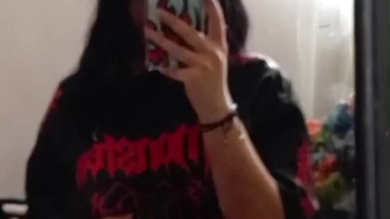 Your necklace😋​ - vidéo du modèle de showcams lulu_hentai