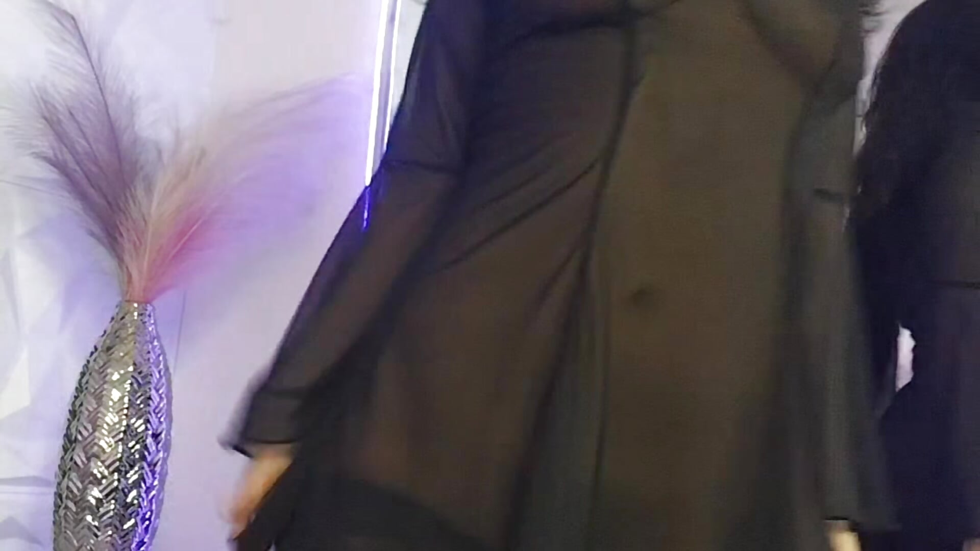 I come with attitude, charisma and that touch that can't be explained, it's felt. - video by HollyPeach cam model