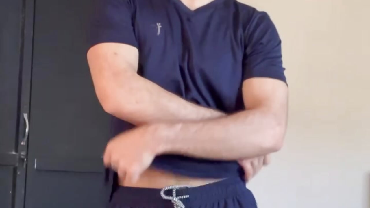 after going to the gym💪 - video của người mẫu cam Im_Camii