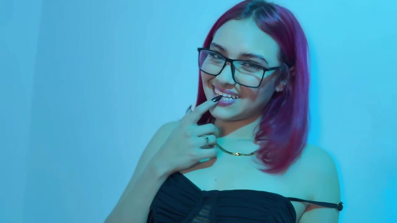 Come to discover me... - video by SharonFenix cam model