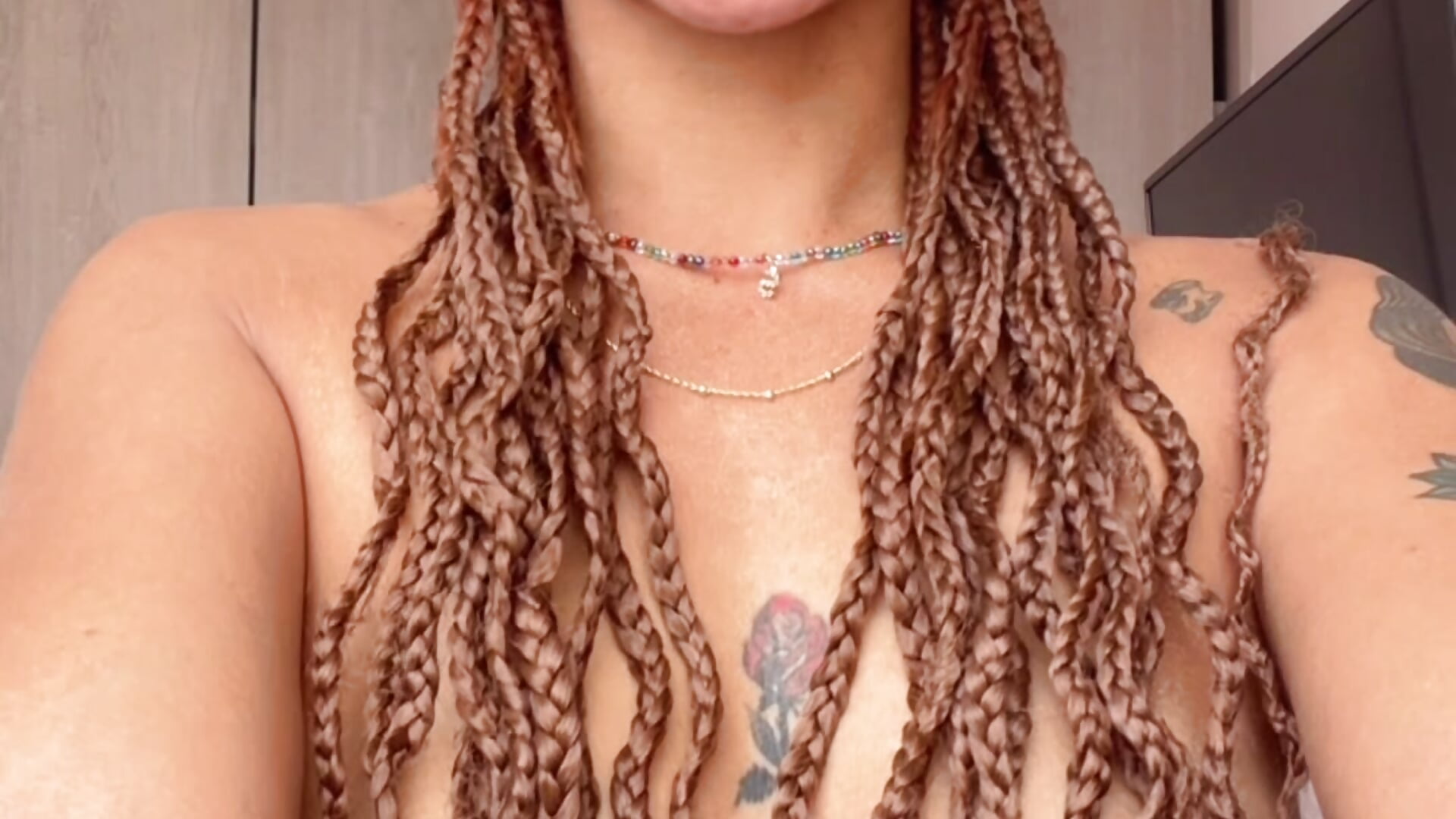 😏 - video by Sassha_ferrer cam model