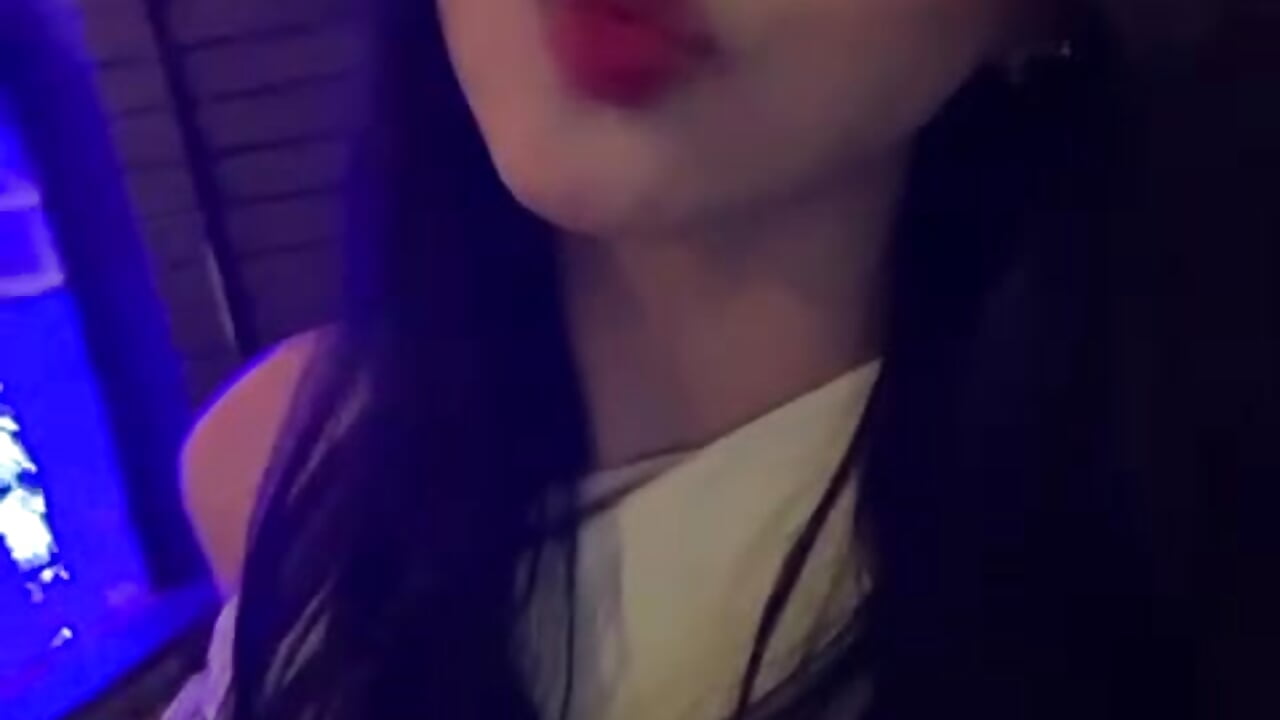 a little song! – video af danna_peters cam-model