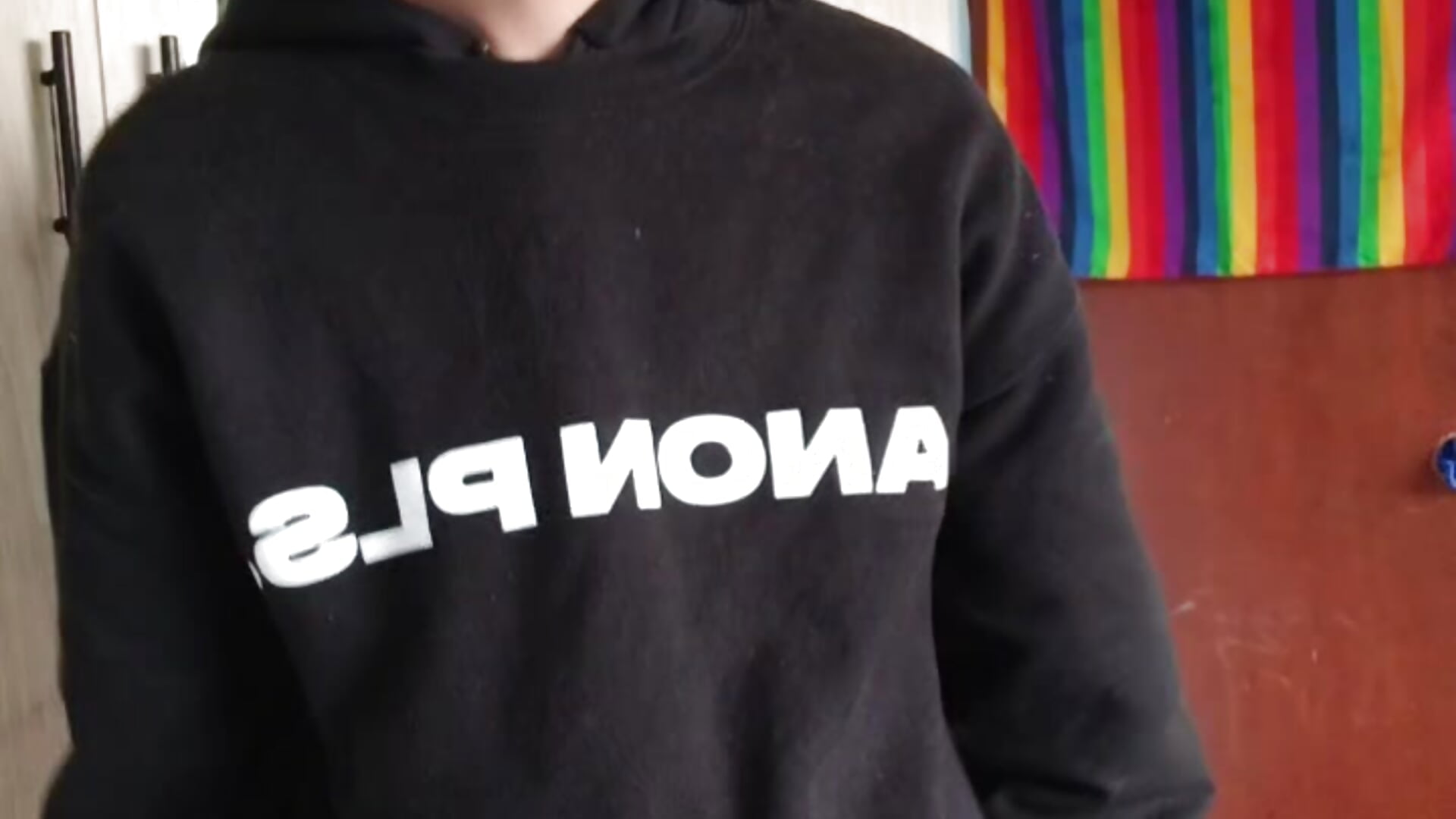 1000009995.mp4 - video by heyy_noah11 cam model