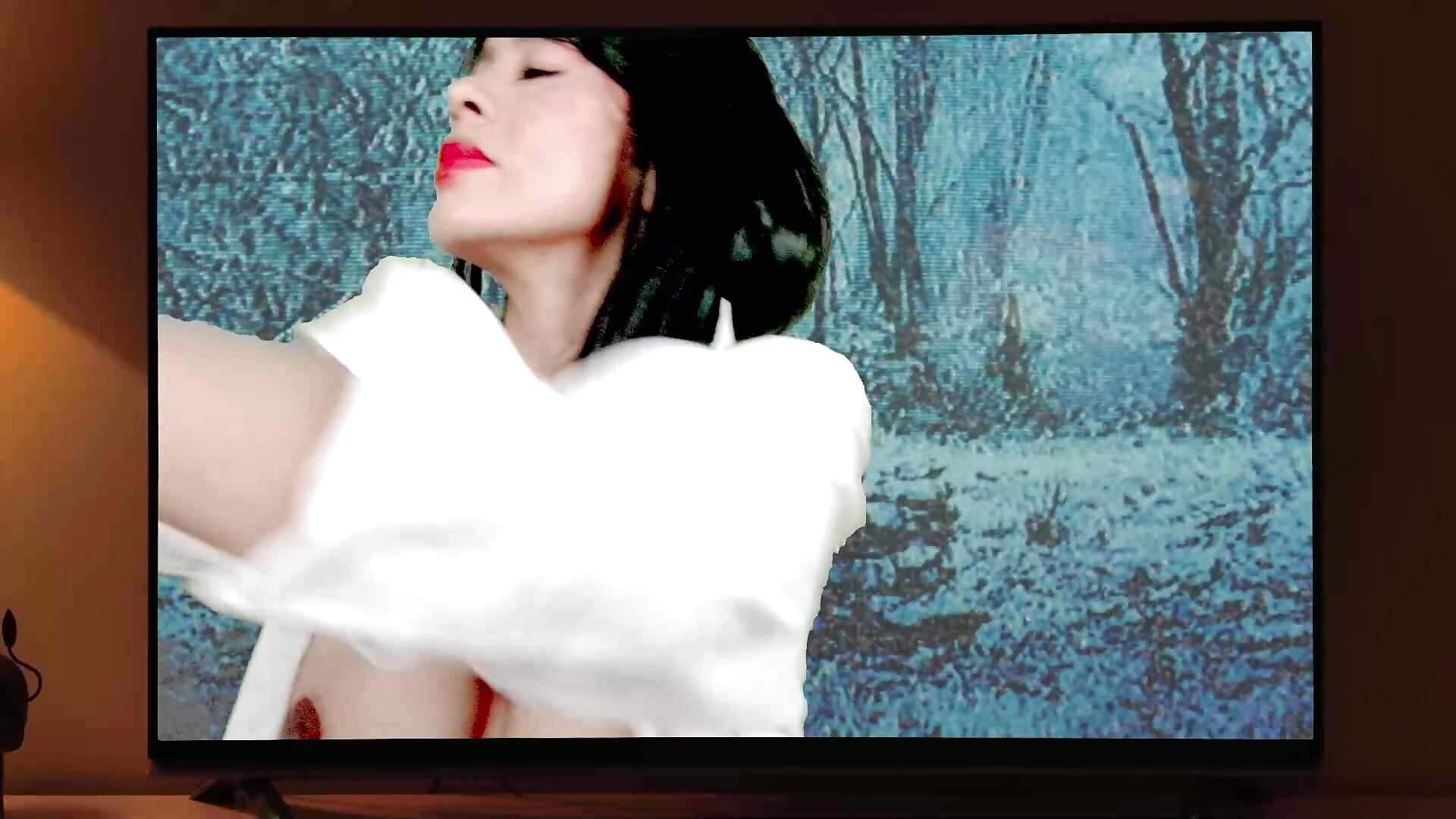 The Ring Horror sex! - video by niki_la_rose_2_0 cam model