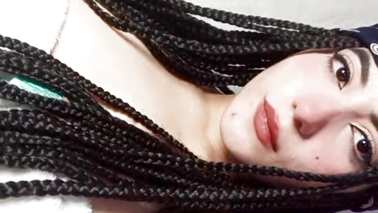 1000254762 - video by odett_rivas_ cam model