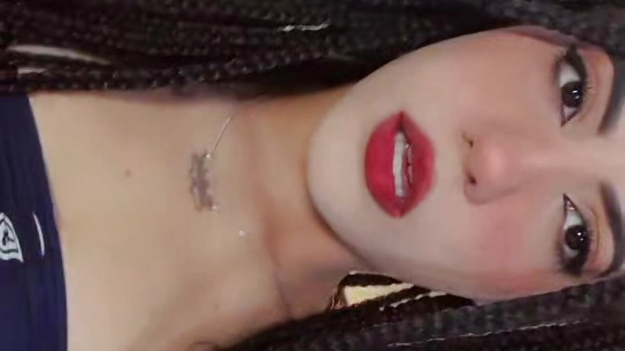 1000275707 - video by odett_rivas_ cam model